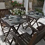 Acacia Bed and Breakfast Πόντσα