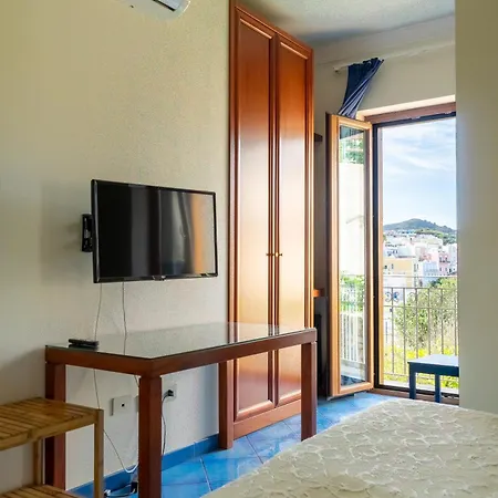 Bed & Breakfast Acacia Ponza