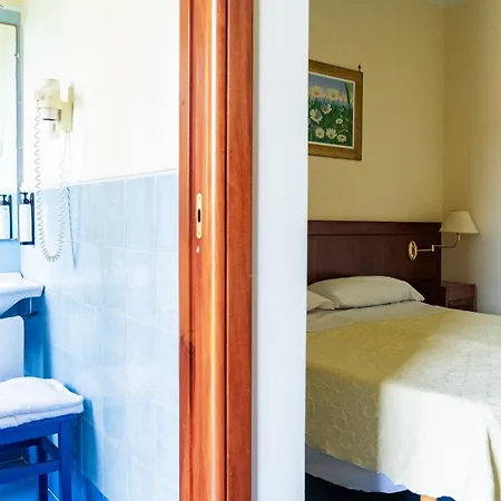 Acacia Bed & Breakfast 3*