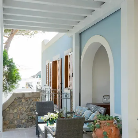 B&B Acacia