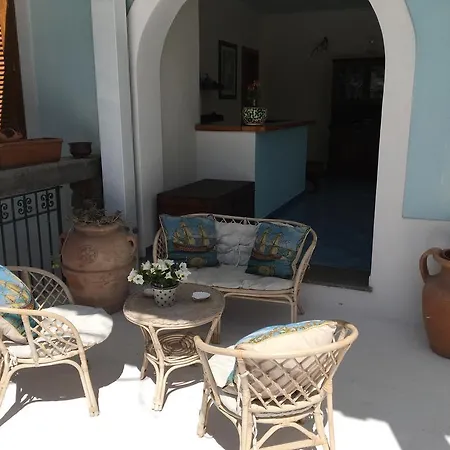 Bed and breakfast Acacia 3*